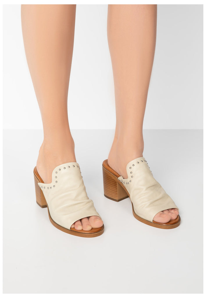Inuovo Pantoletten Leder Beige - surf4shoes