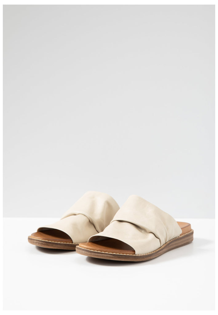 Inuovo Pantoletten Leder Beige - surf4shoes