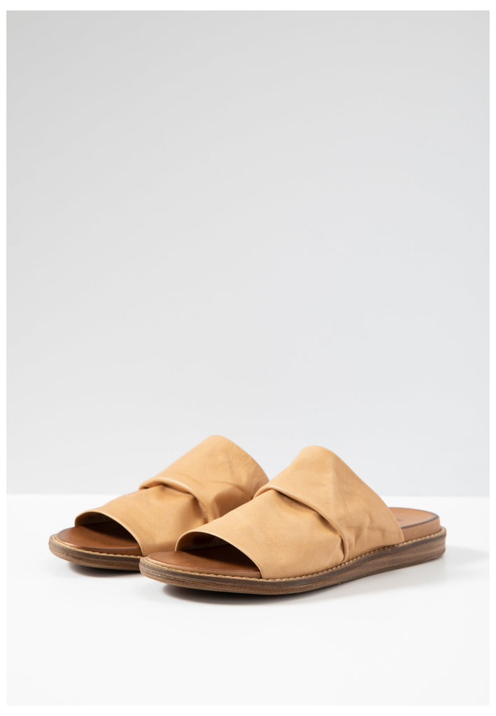 Inuovo Pantoletten Leder Hellbraun - surf4shoes