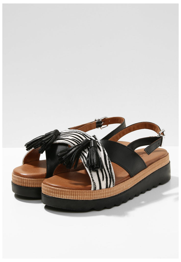 Inuovo Pantoletten Leder Schwarz/Weiß - surf4shoes