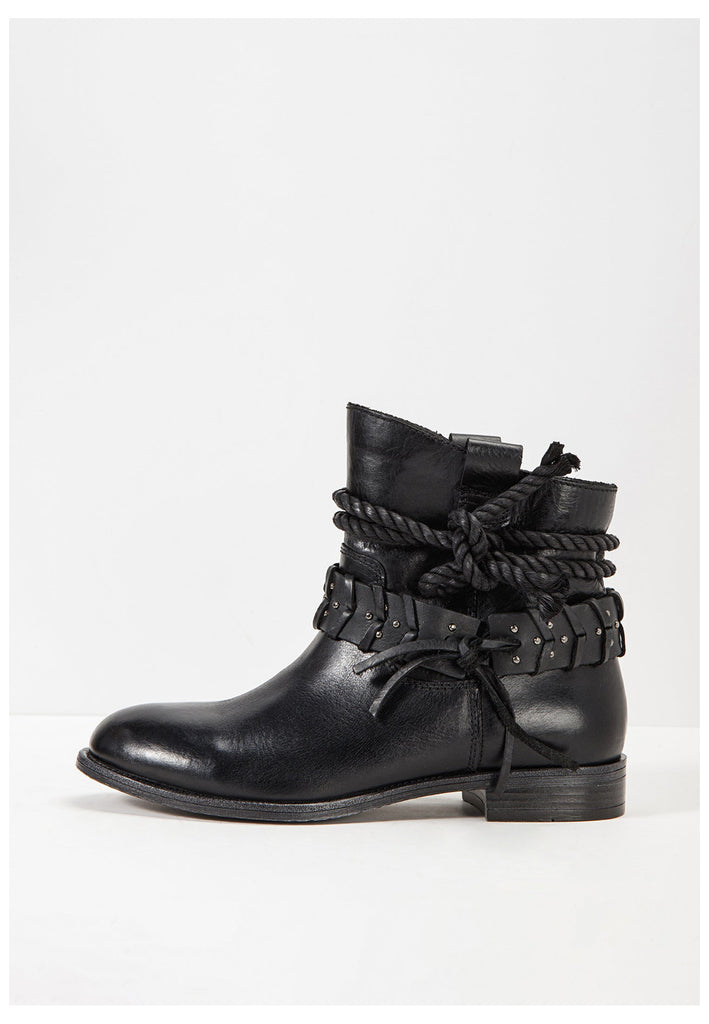 Inuovo Stiefelette Glattleder Schwarz - surf4shoes