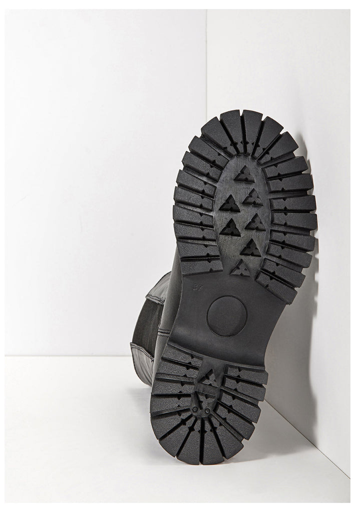 Inuovo Stiefel Leder/Textil Schwarz - surf4shoes