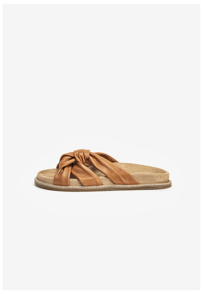 Inuovo Pantoletten Leder Mittelbraun - surf4shoes