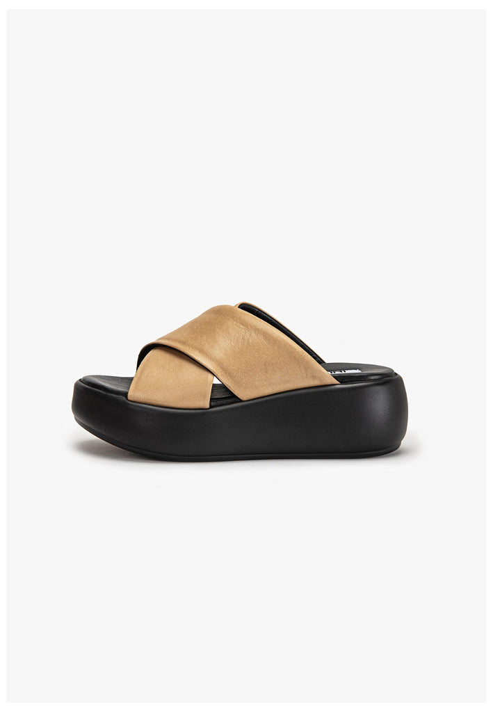 Inuovo Pantoletten Leder Hellbraun - surf4shoes