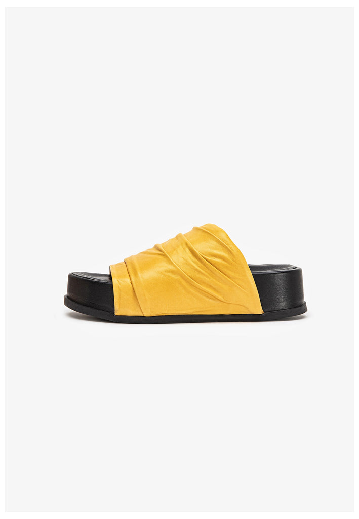 Inuovo Pantoletten Leder Mustard - surf4shoes