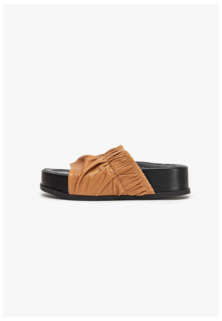 Inuovo Pantoletten Leder Mittelbraun - surf4shoes