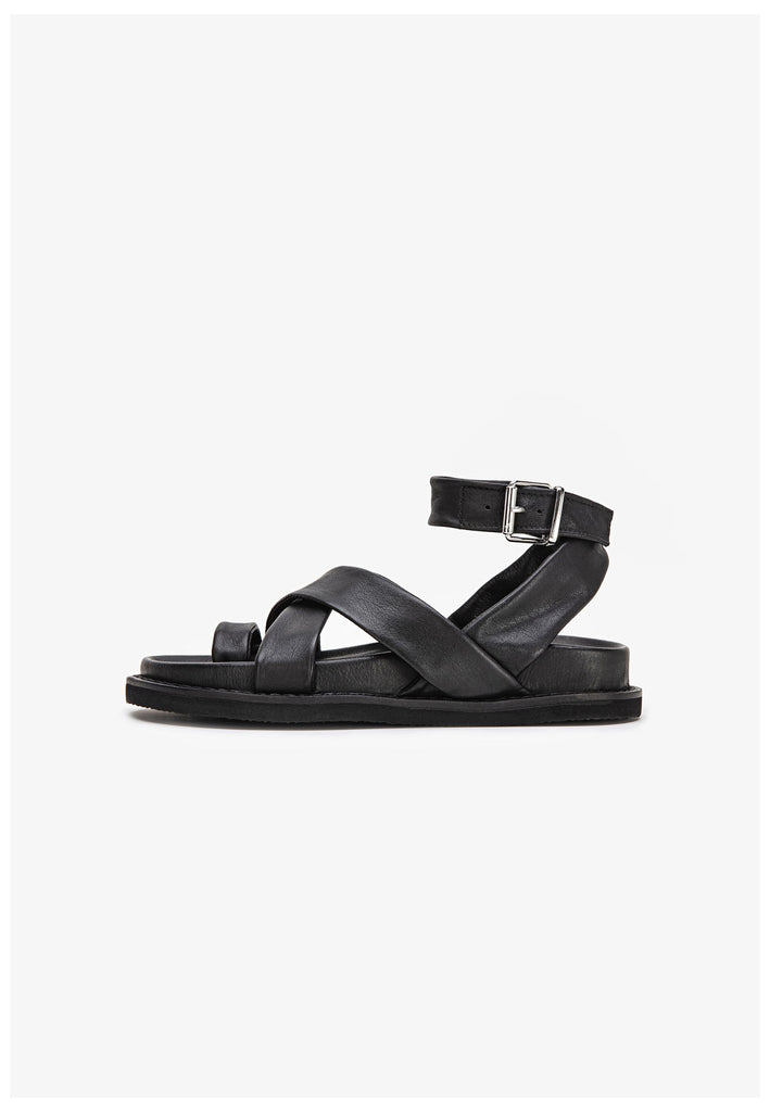Inuovo Zehensteg Leder Schwarz - surf4shoes