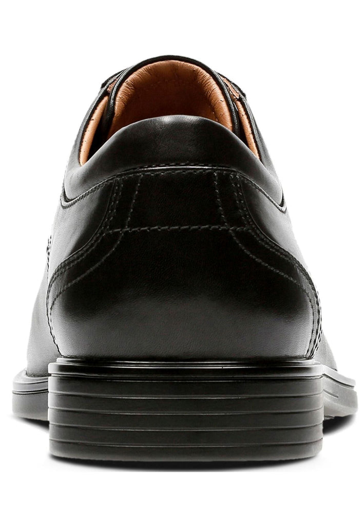 Clarks Businessschuhe Leder Schwarz