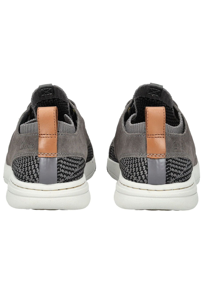 Clarks Sneaker Veloursleder/Textil Grau