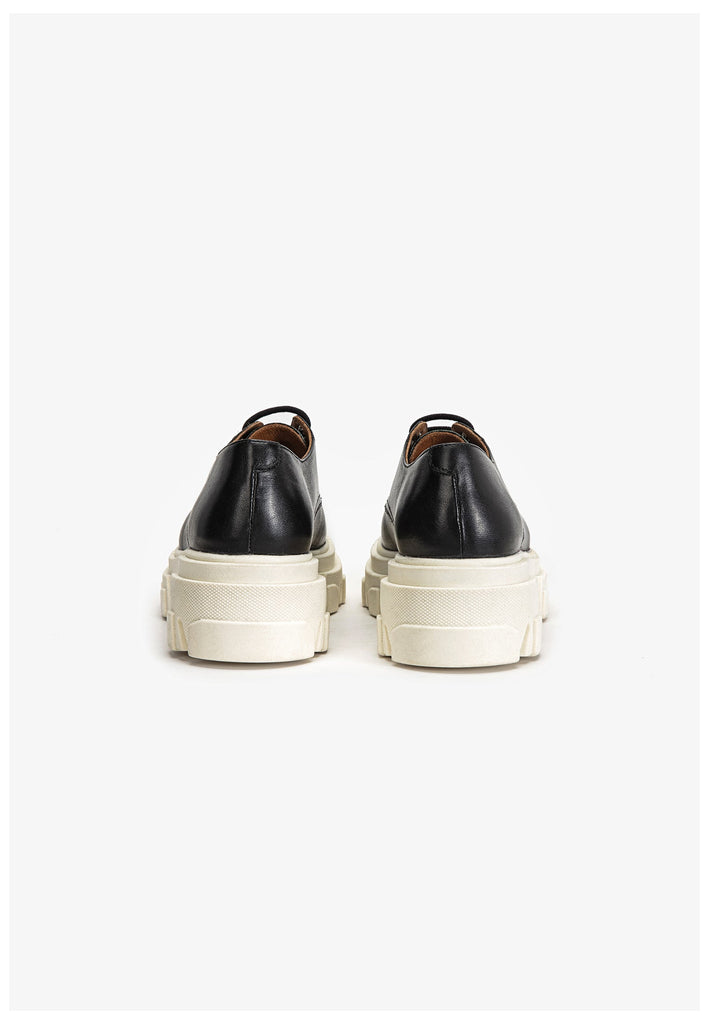 Inuovo Halbschuhe Leder Schwarz/Weiß