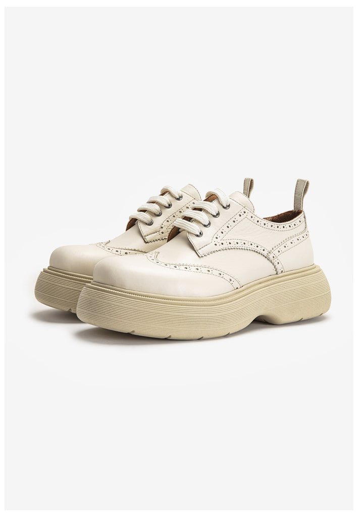 Inuovo Halbschuhe Leder Weiß