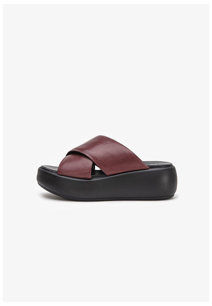 Inuovo Pantoletten Leder Dunkelrot