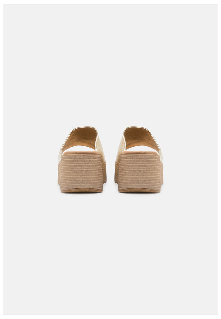 Inuovo Pantoletten Leder Gold