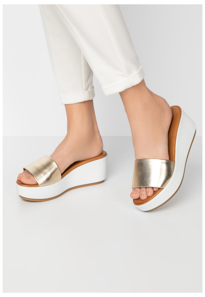 Inuovo Pantoletten Leder Gold