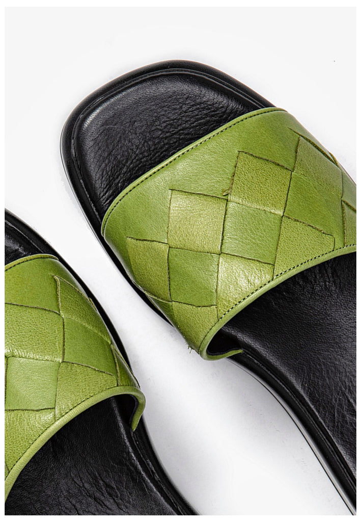 Inuovo Pantoletten Leder Grün