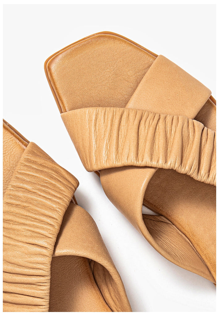 Inuovo Pantoletten Leder Hellbraun