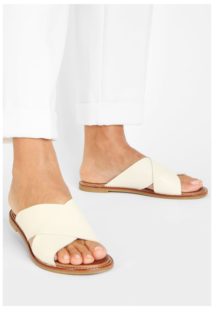 Inuovo Pantoletten Leder Weiß