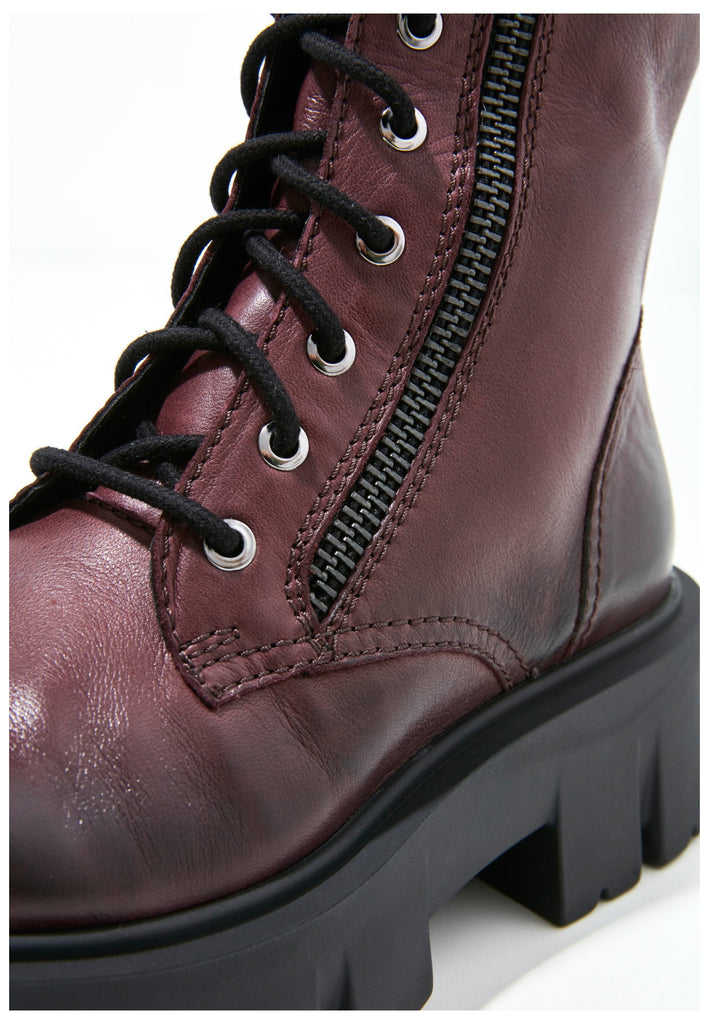 Inuovo Stiefel Leder Dunkelrot