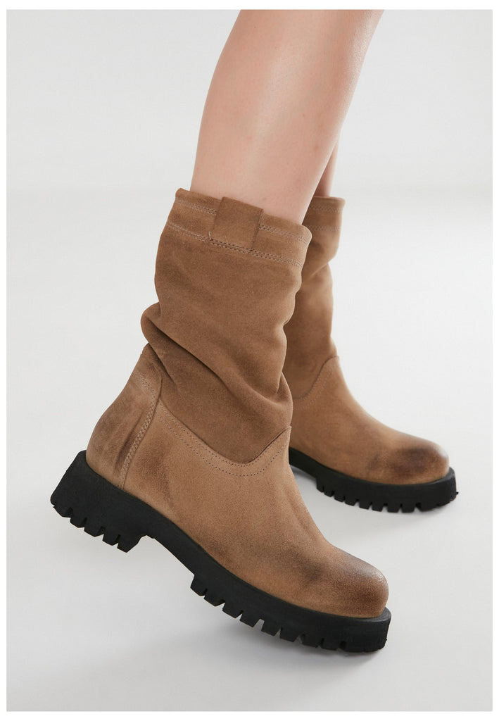 Inuovo Stiefel Veloursleder Hellbraun