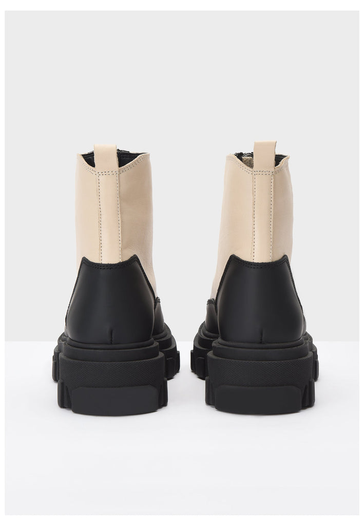 Inuovo Stiefelette Leder Beige/Schwarz