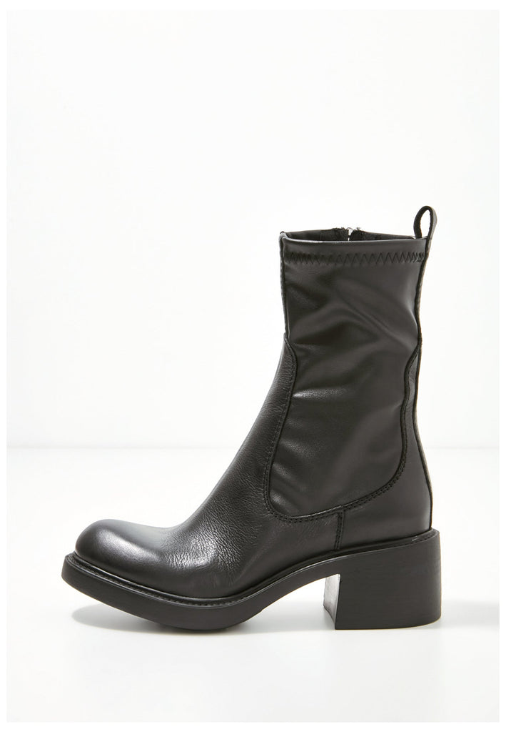 Inuovo Stiefelette Leder Schwarz