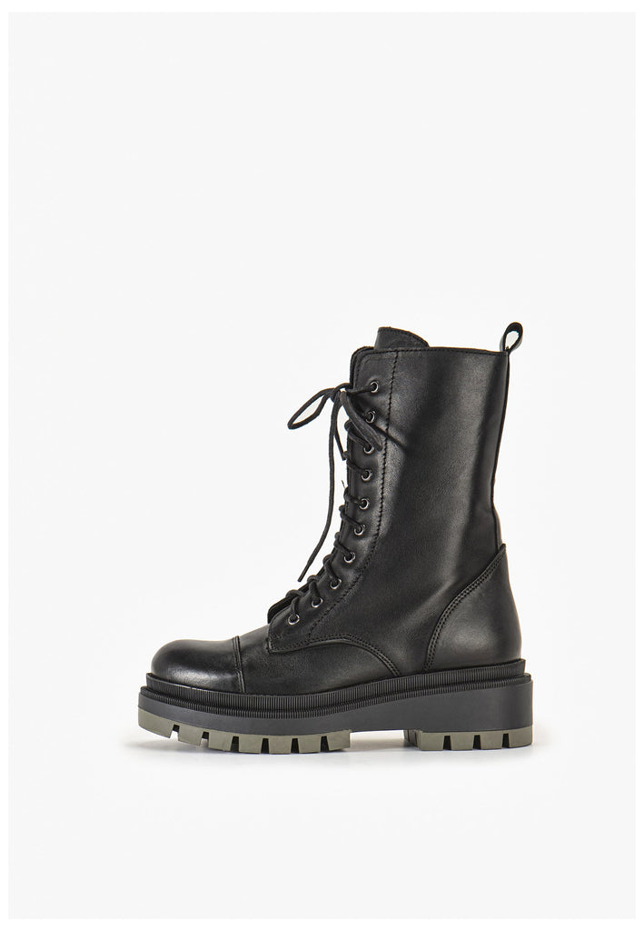 Inuovo Stiefelette Leder Schwarz