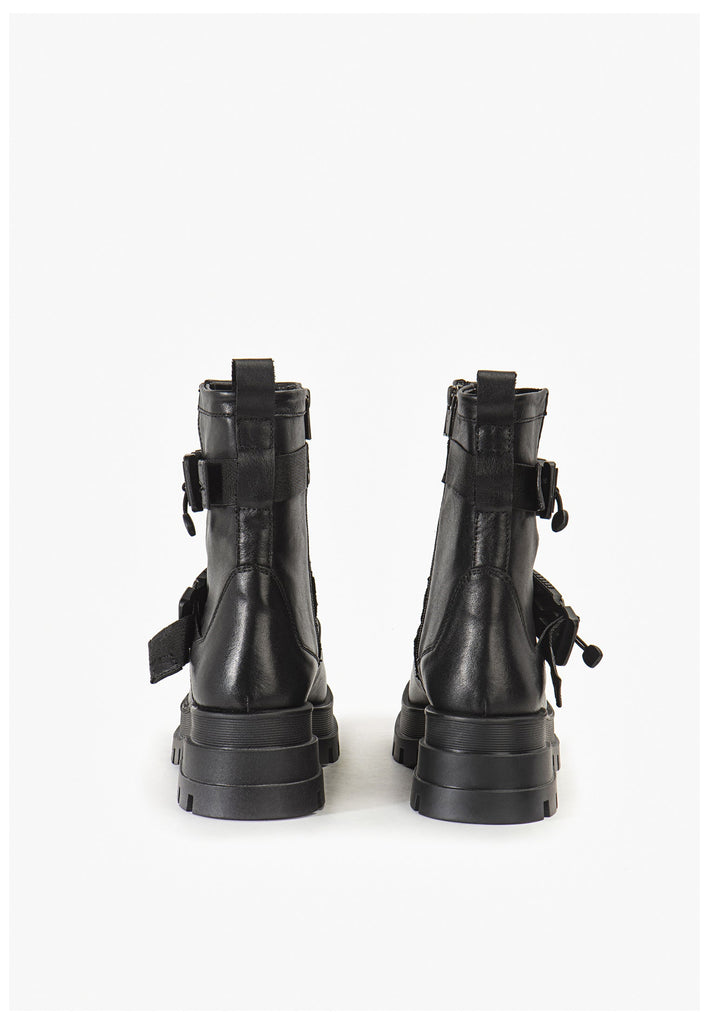 Inuovo Stiefelette Leder Schwarz