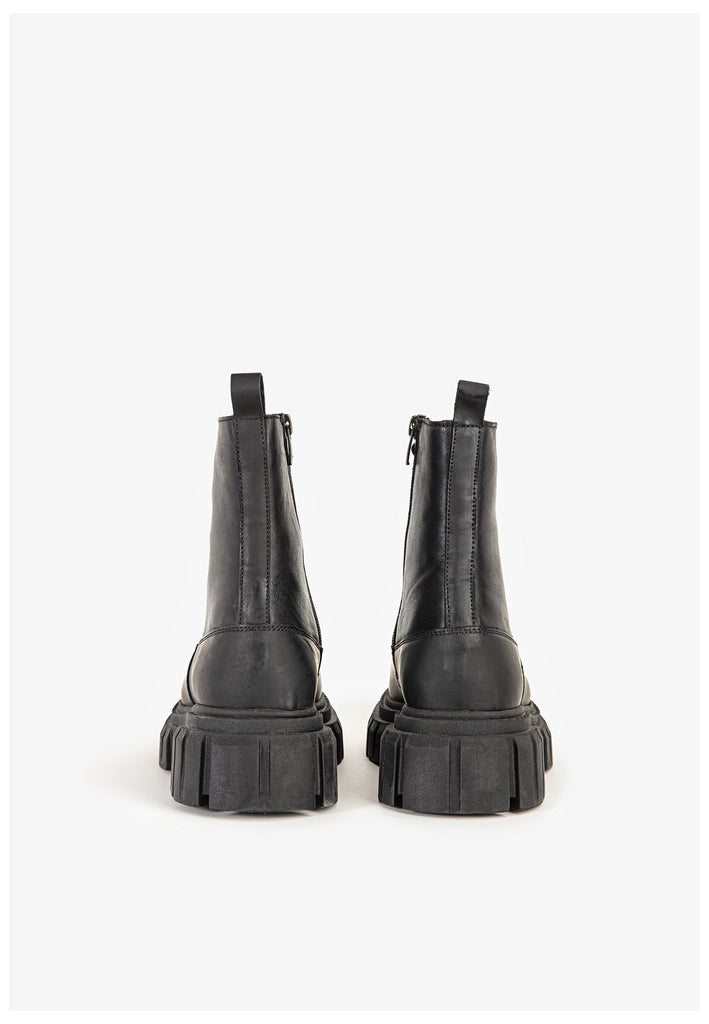 Inuovo Stiefelette Leder Schwarz