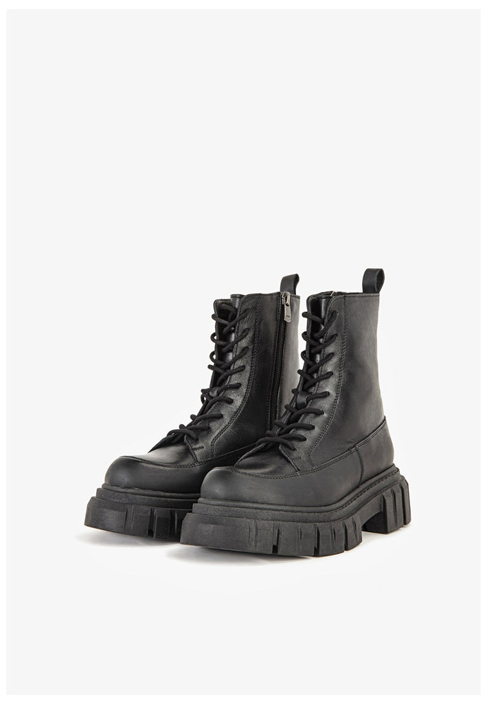 Inuovo Stiefelette Leder Schwarz