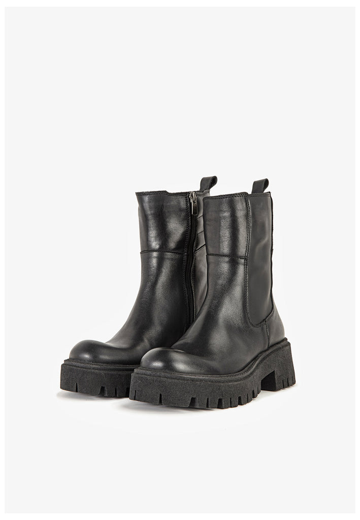 Inuovo Stiefelette Leder Schwarz