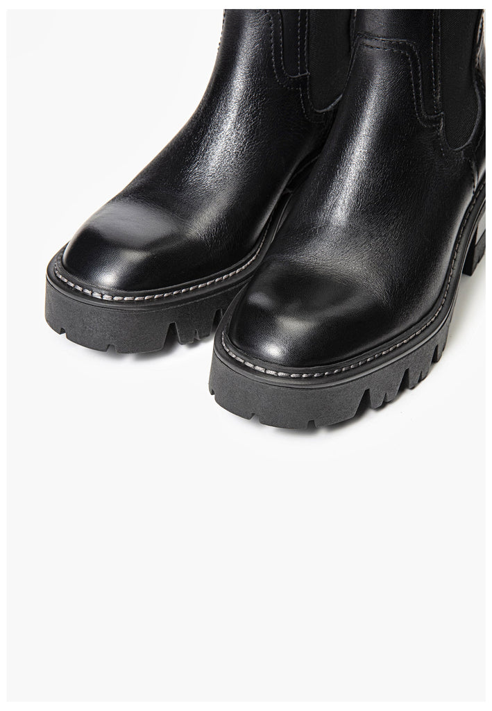 Inuovo Stiefelette Leder Schwarz