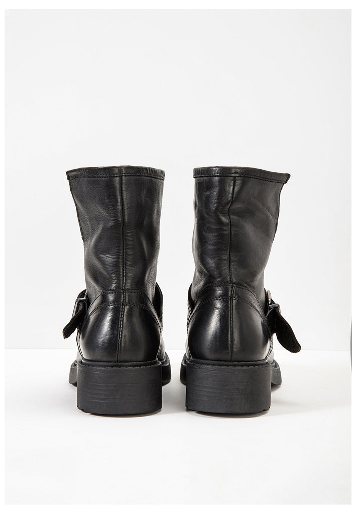 Inuovo Stiefelette Leder Schwarz