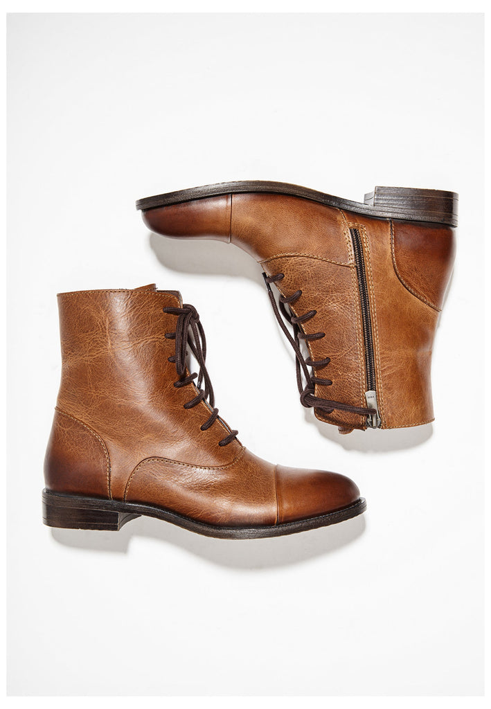 Inuovo Stiefelette Leder Weiß