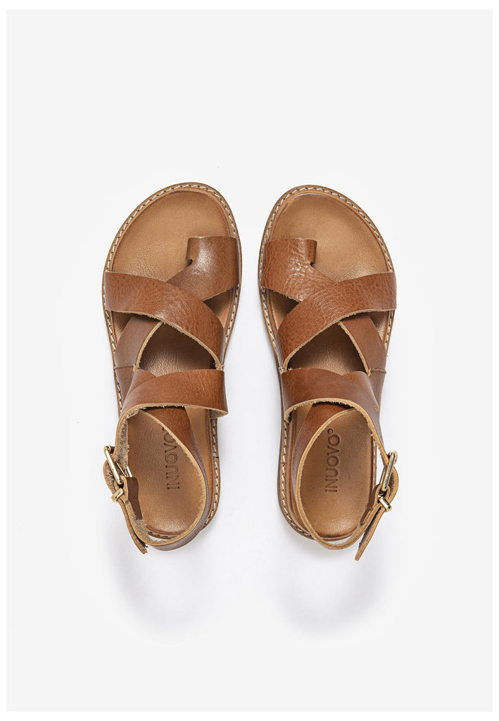 Inuovo Zehensteg Leder Mittelbraun