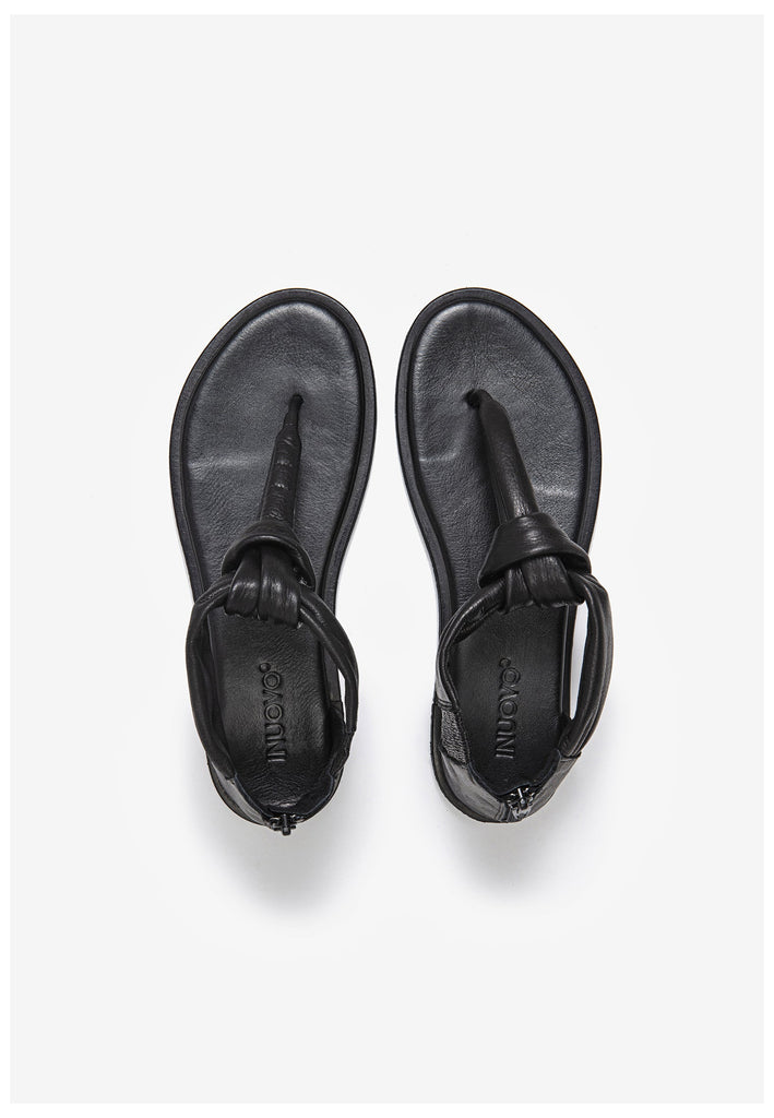 Inuovo Zehensteg Leder Schwarz