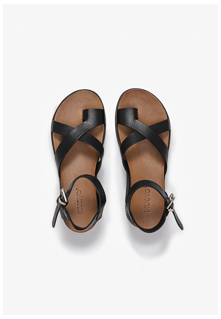 Inuovo Zehensteg Leder Schwarz