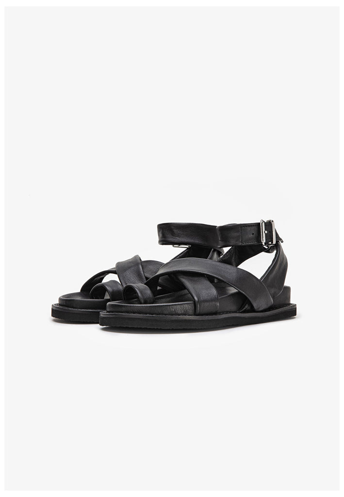 Inuovo Zehensteg Leder Schwarz