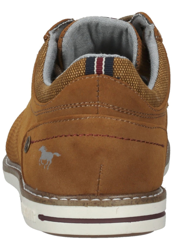 Mustang Halbschuhe Lederimitat Cognac