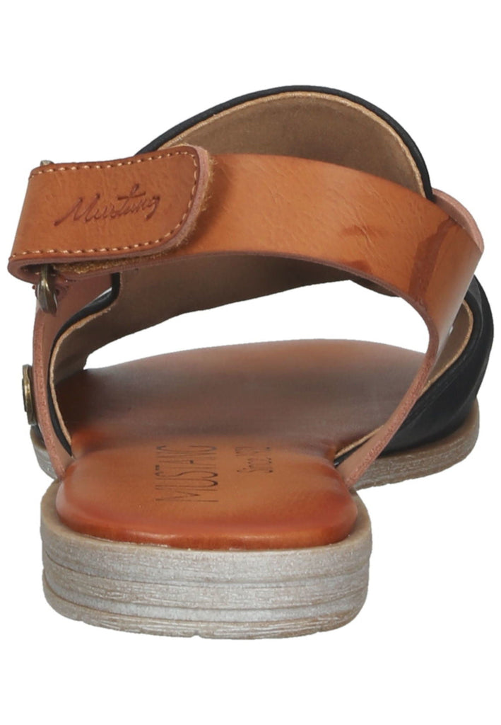 Mustang Sandalen Lederimitat Schwarz