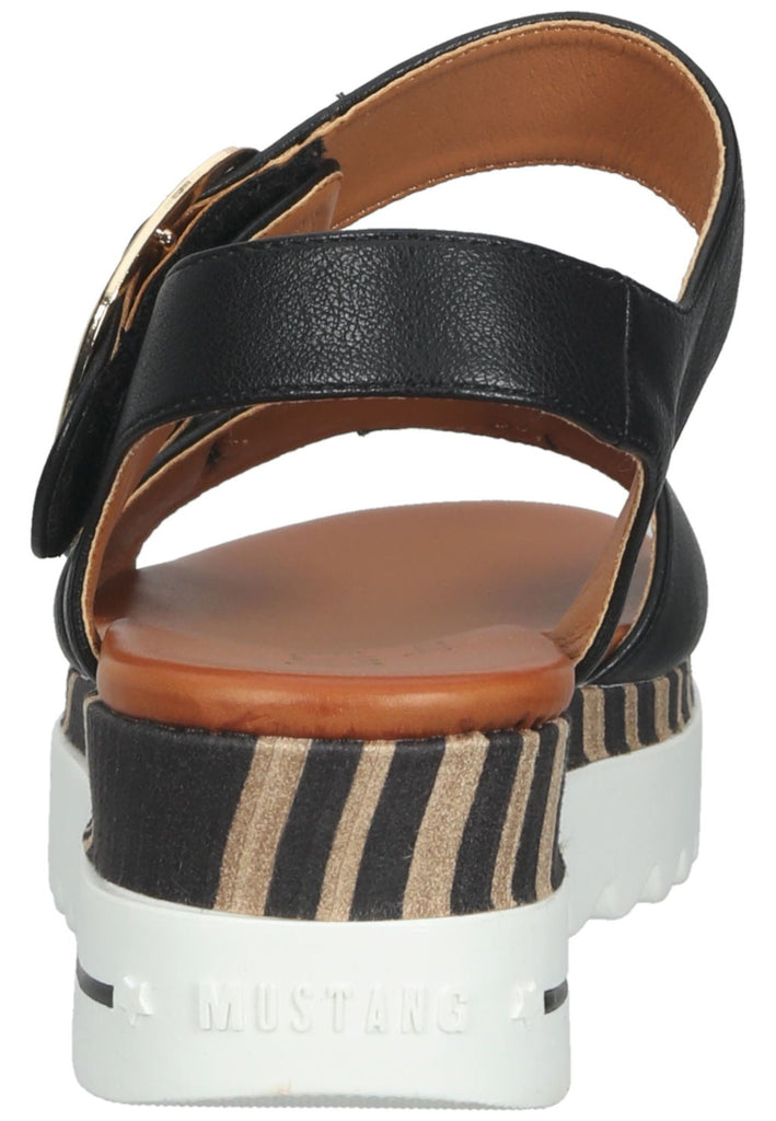 Mustang Sandalen Lederimitat Schwarz