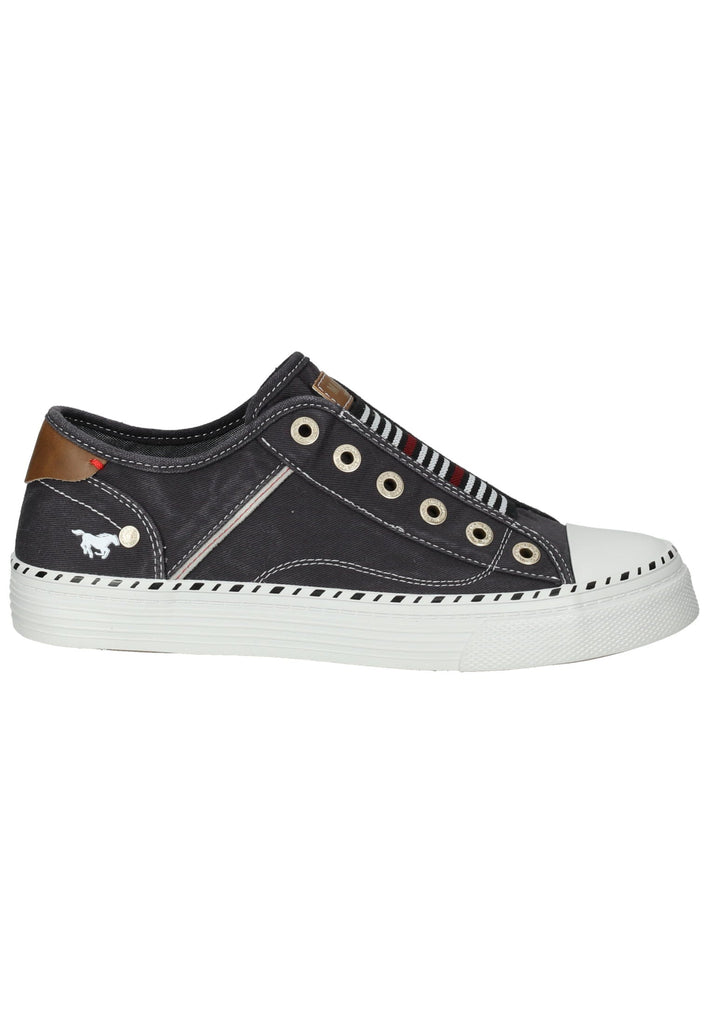 Mustang Sneaker Lederimitat/Textil Schwarz