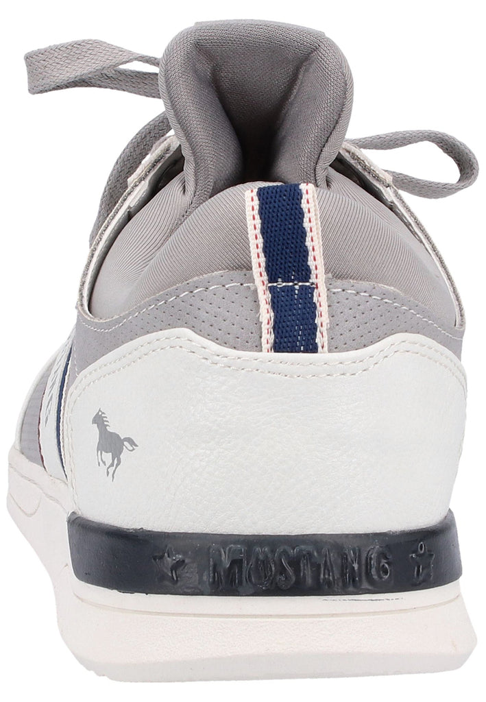 Mustang Sneaker Lederimitat/Textil Weiß/Grau
