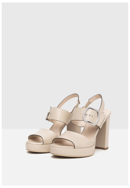 Nero Giardini Sandalen Leder Beige