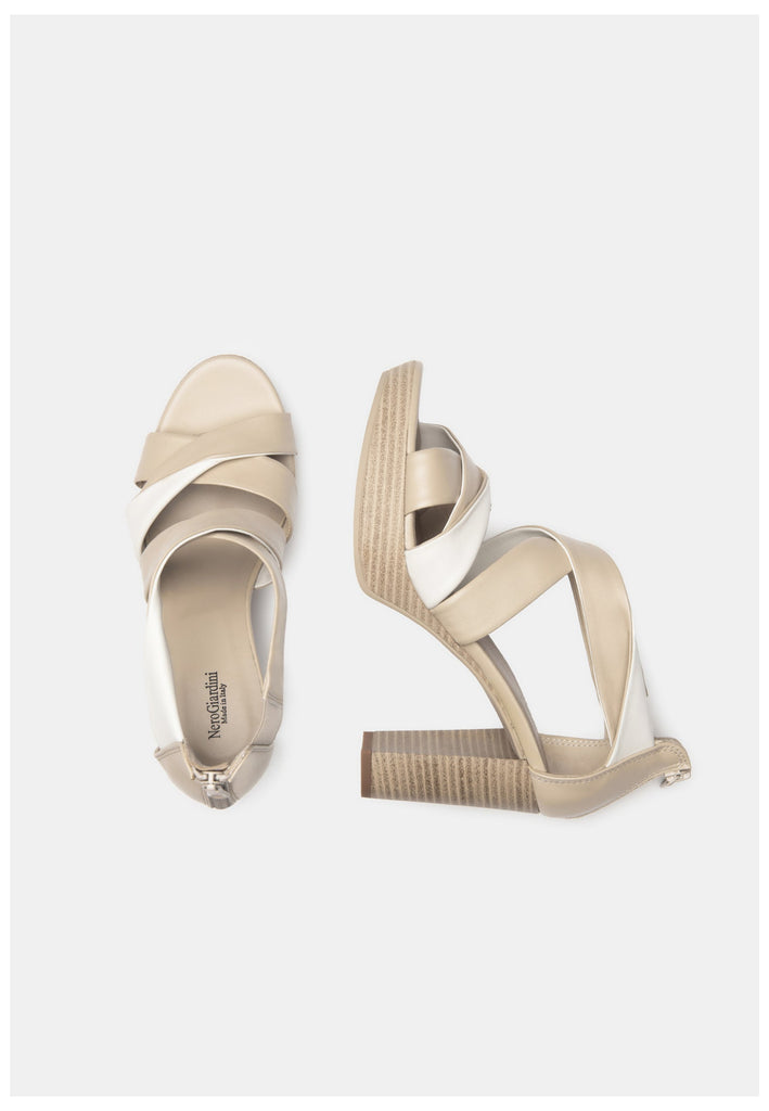 Nero Giardini Sandalen Leder Beige