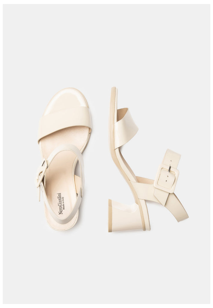 Nero Giardini Sandalen Leder Beige Lack