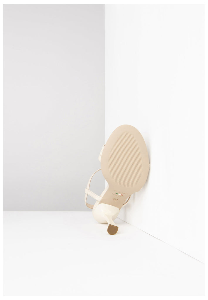 Nero Giardini Sandalen Leder Beige Lack