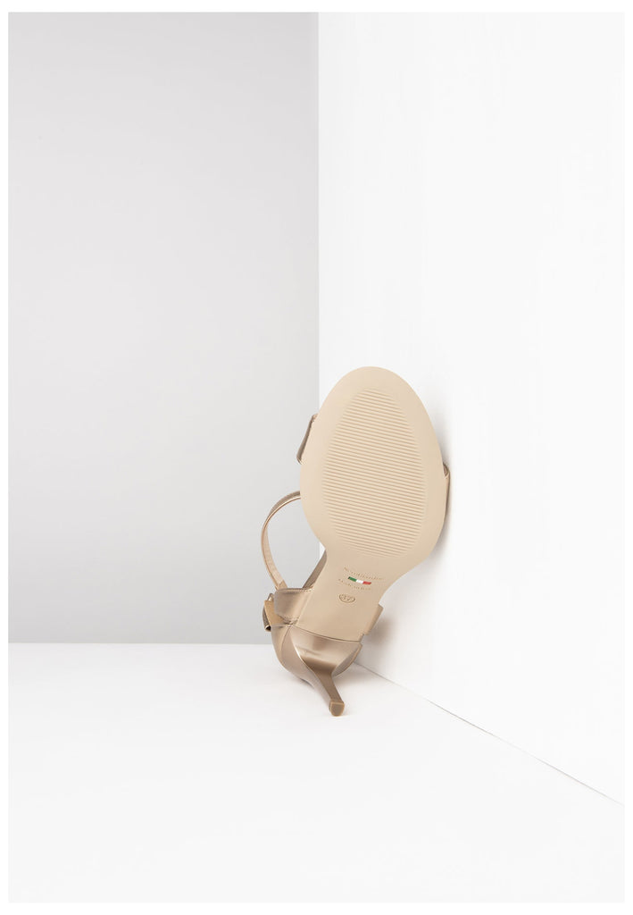 Nero Giardini Sandalen Leder Gold