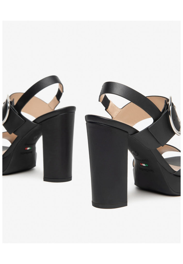 Nero Giardini Sandalen Leder Schwarz