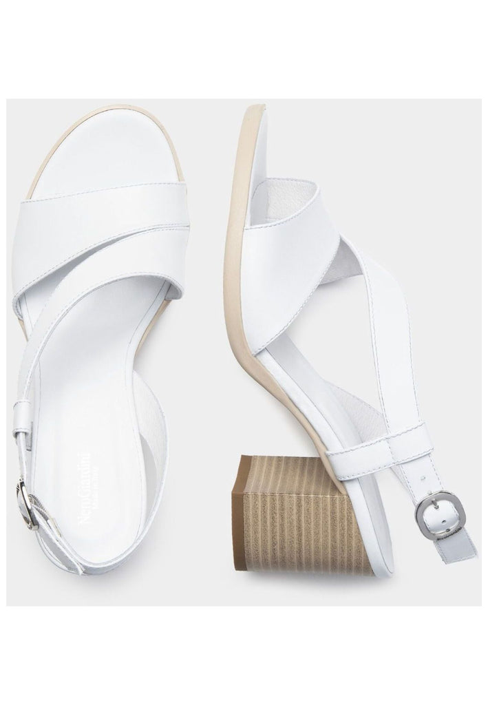 Nero Giardini Sandalen Leder Weiß