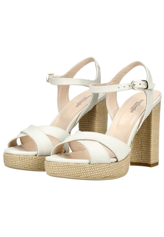 Nero Giardini Sandalen Leder Weiß/Beige